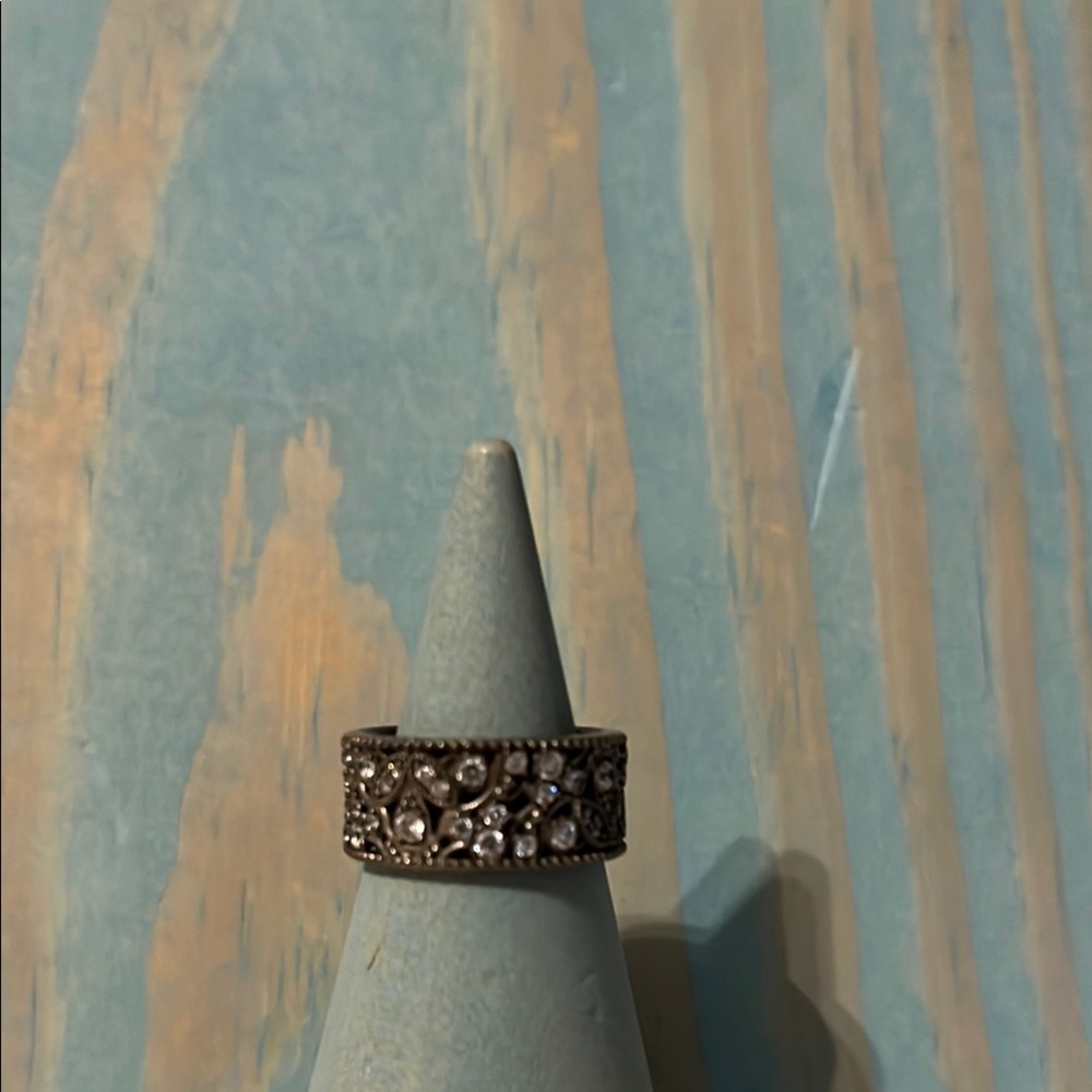 Pandora Ring